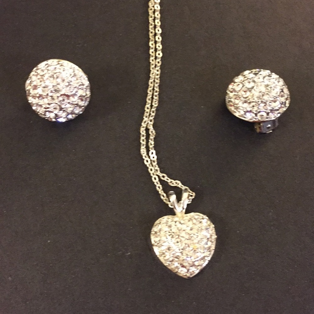Vintage Roman necklace with earrings